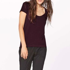Lululemon Another Round short sleeve t-shirt. 💜